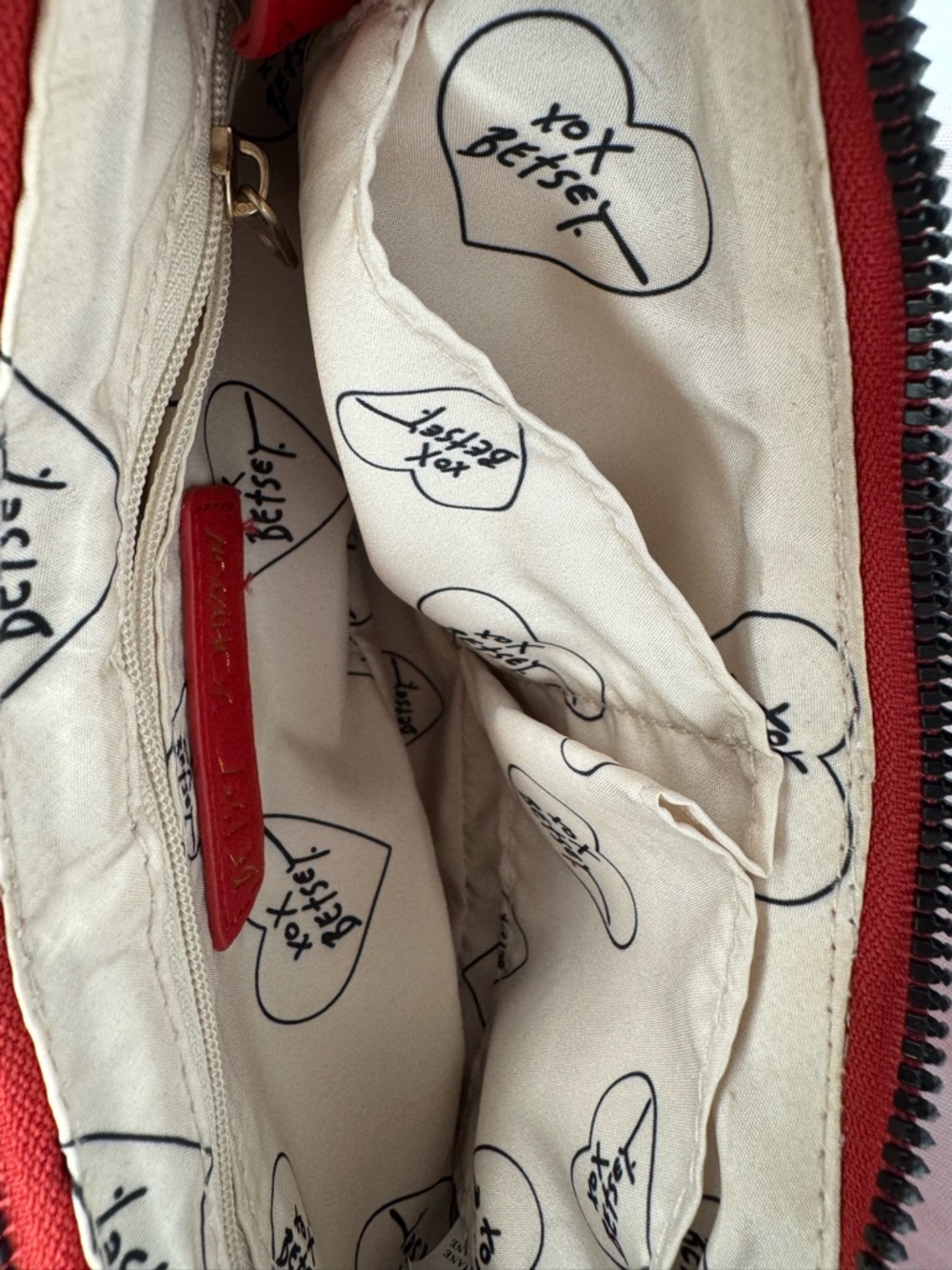 Betsey Johnson “Oh She Bows” Quilted Heart Mini Hobo Bag With Removable Pom-Pom - Picture 13 of 17